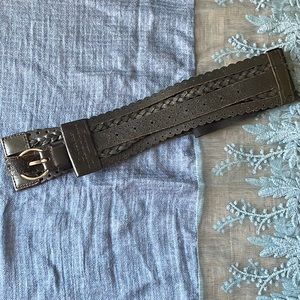 Black Beauty: Belt it up!